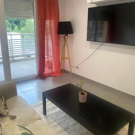 Idealement Situe Apartment *